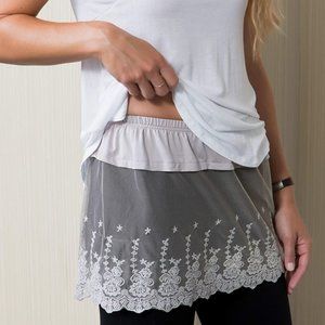 DEMDACO Sheer Women’s Stretch Polyester Shirt Extender–New/Never Worn(w/o tags)